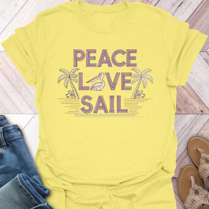 Love To Sail Beach T-Shirt