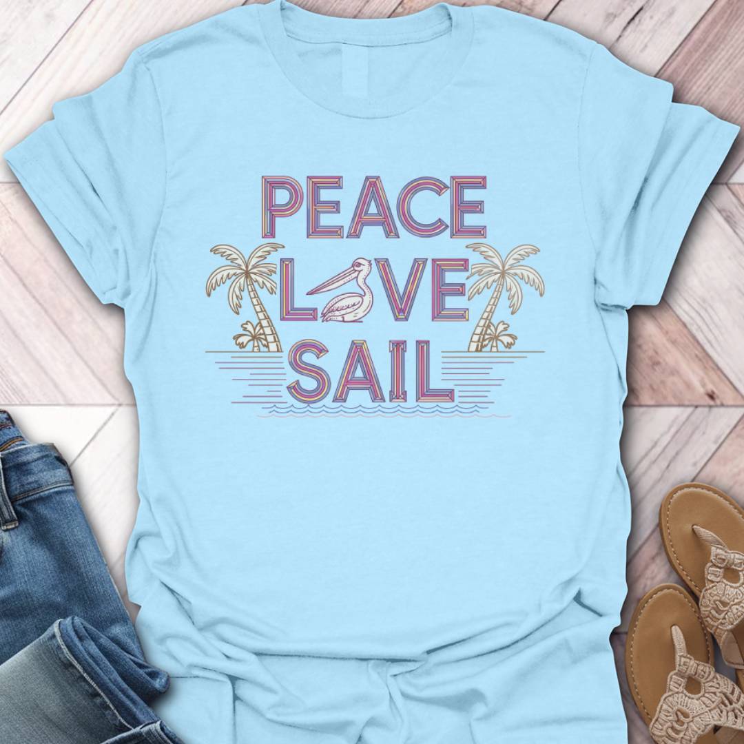 Love To Sail Beach T-Shirt