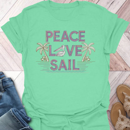 Love To Sail Beach T-Shirt