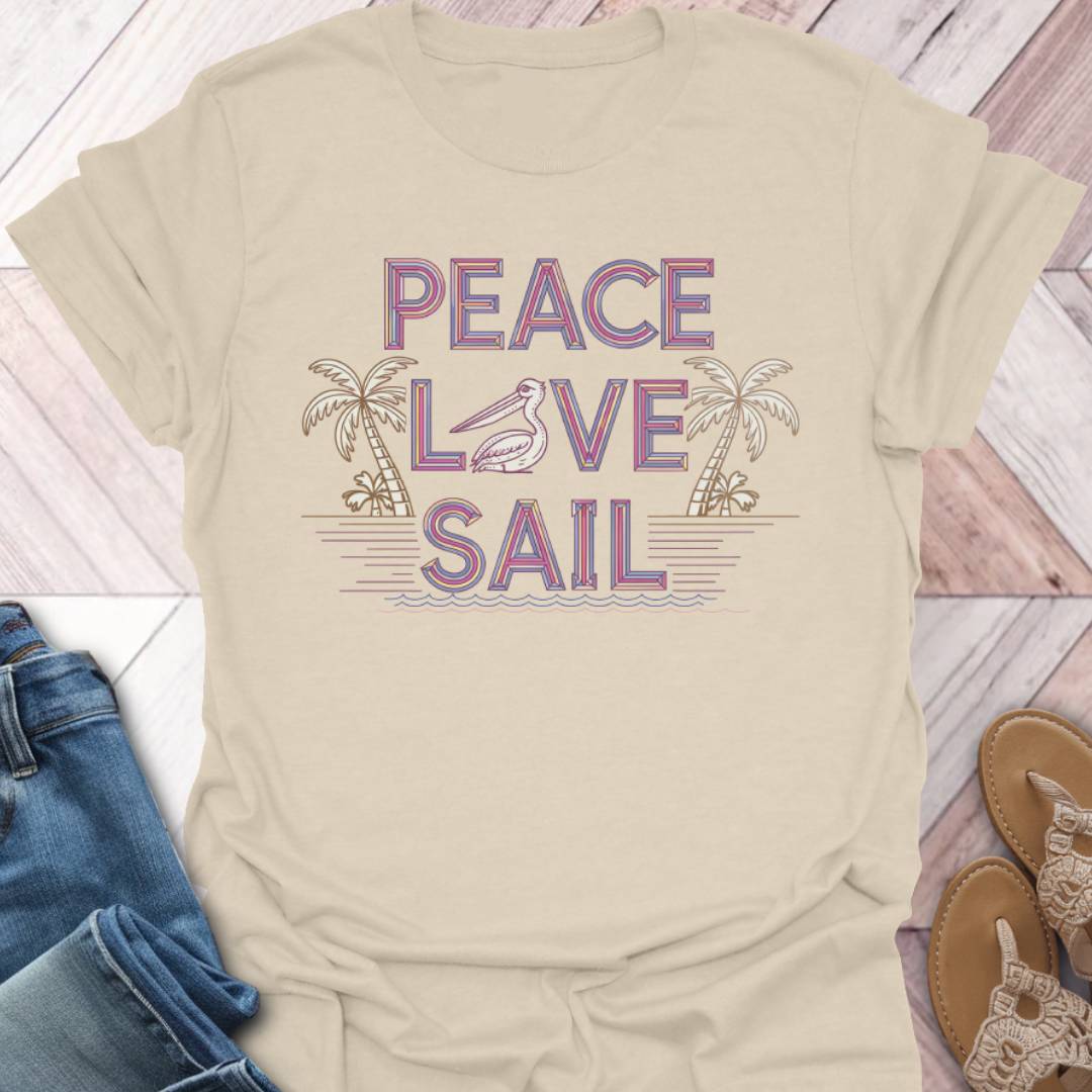 Love To Sail Beach T-Shirt